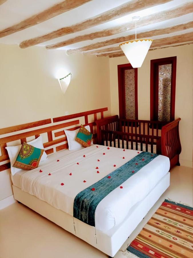 Athi River The Last Village Lodge מראה חיצוני תמונה