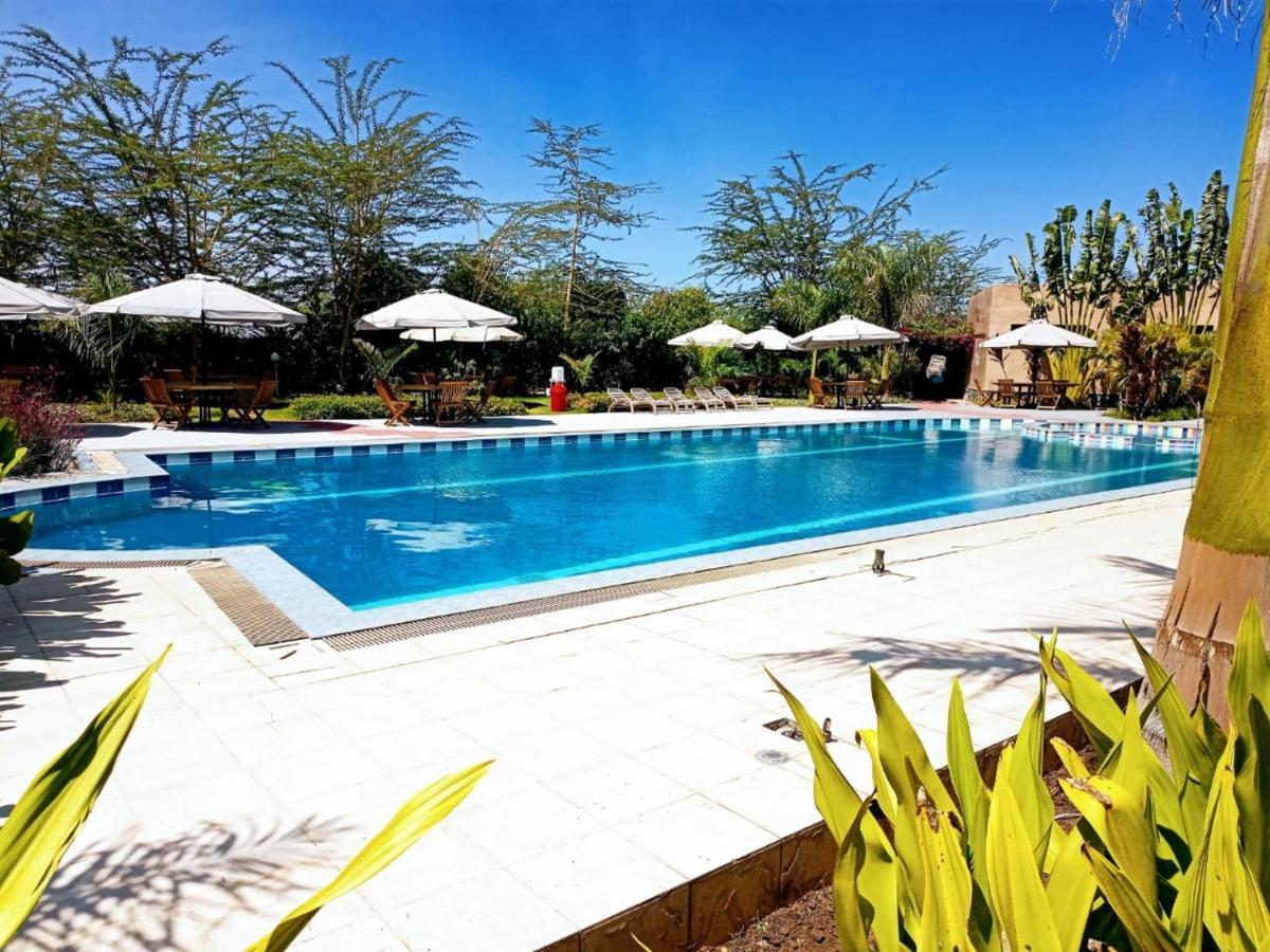 Athi River The Last Village Lodge מראה חיצוני תמונה