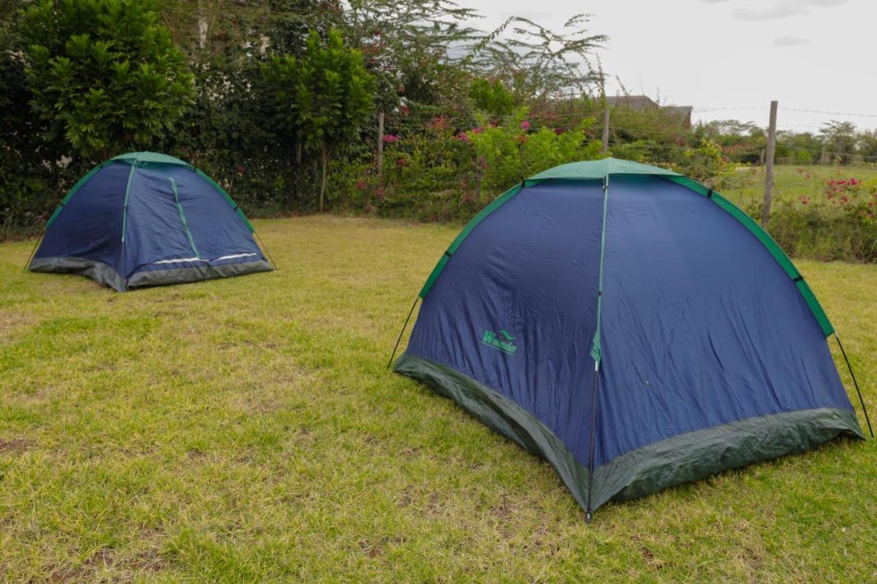 Athi River The Last Village Lodge מראה חיצוני תמונה