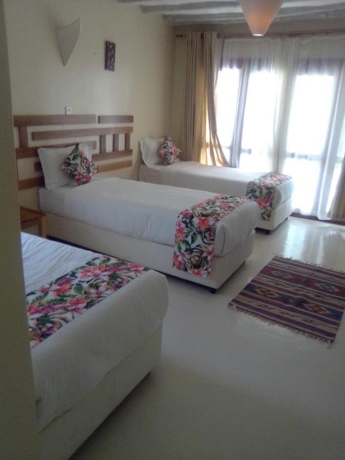 Athi River The Last Village Lodge מראה חיצוני תמונה